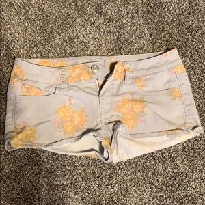 Floral American eagle denim shorts